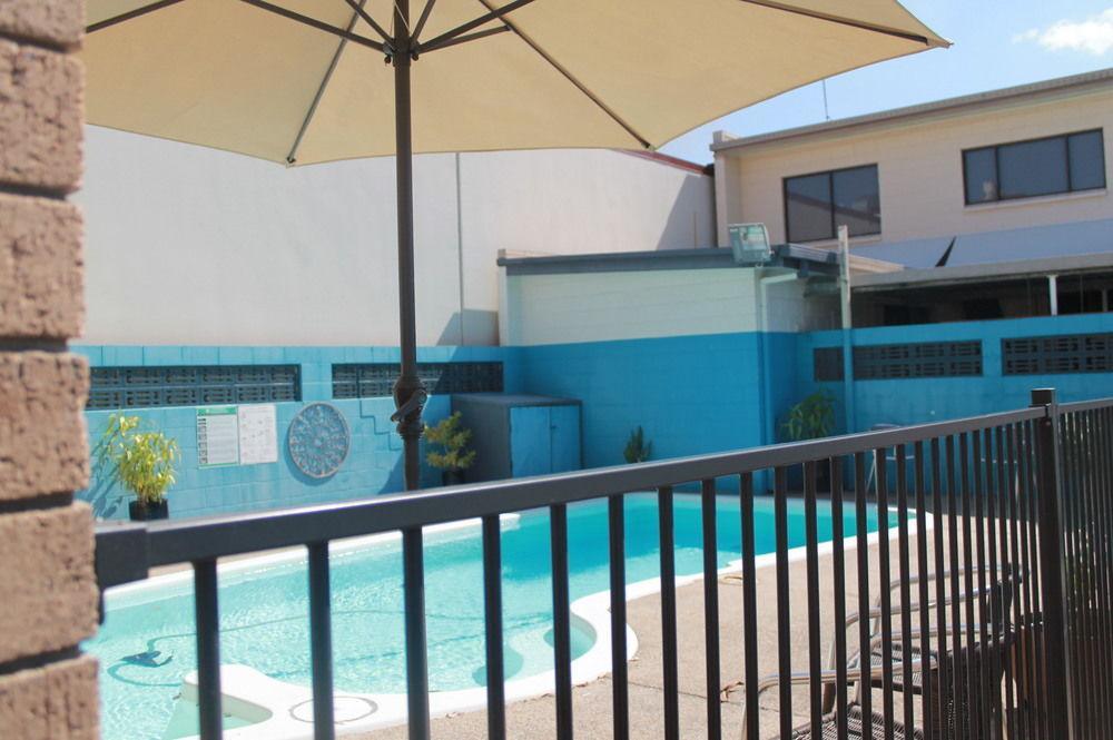 Sarina Motor Inn Luaran gambar
