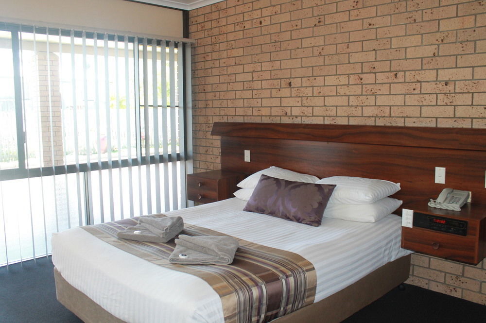 Sarina Motor Inn Luaran gambar